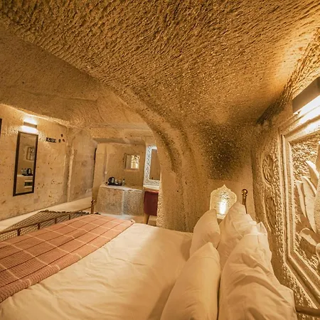 Limon Cave House